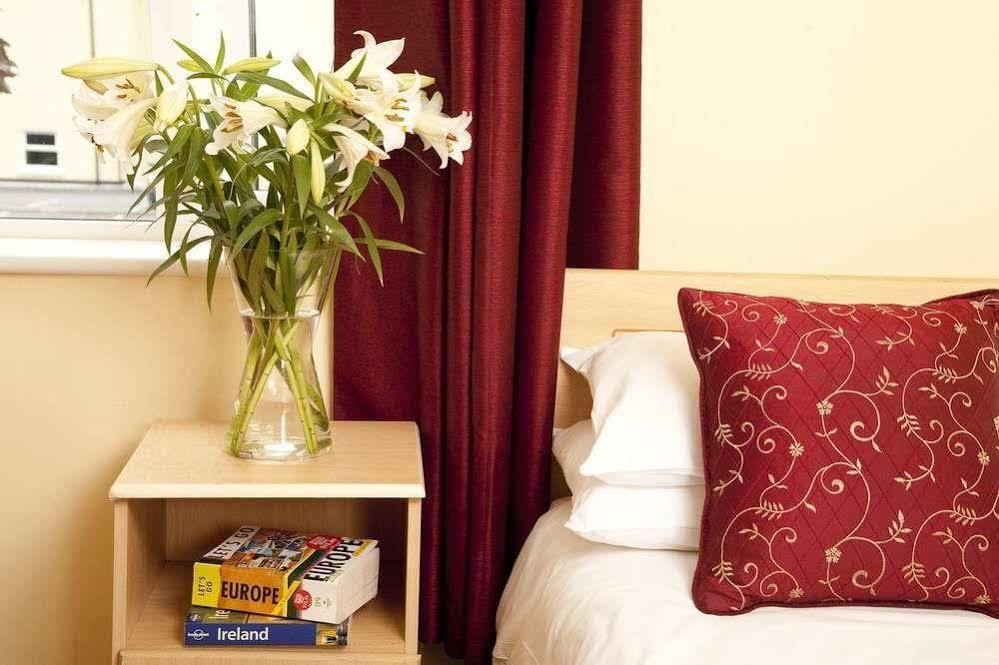 Menlo Park Apartments Galway Eksteriør bilde